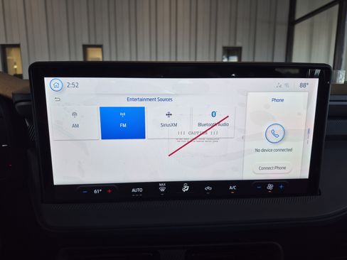 New 2025 Ford Maverick XL image 32