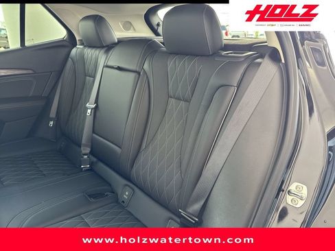 Certified 2023 Buick Envision Avenir AWD/4WD image 25