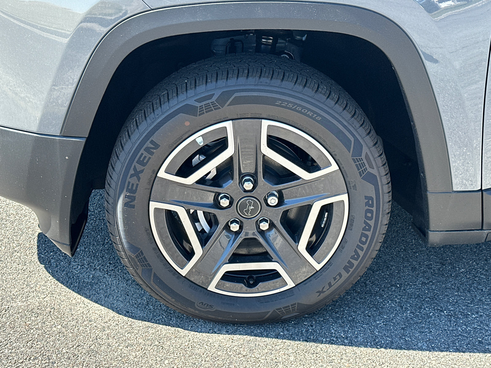 New 2026 Jeep Cherokee Laredo AWD/4WD image 12