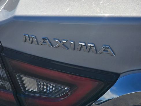 Used 2019 Nissan Maxima 3.5 SV w/ Floor Mat Group FWD image 14