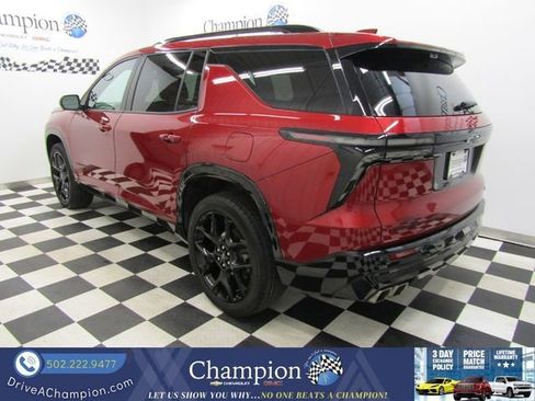 Used 2024 Chevrolet Traverse RS w/ LPO, Floor Liner Package AWD/4WD image 14