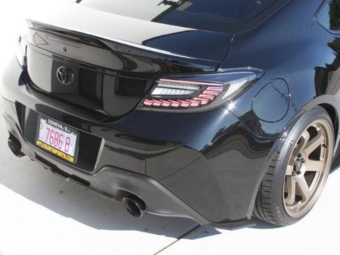 Used 2023 Toyota GR86 Premium w/ ALL Weather Mat Package (TMS) RWD image 14