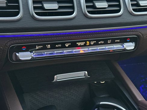 Used 2024 Mercedes-Benz GLE 63 AMG S image 20