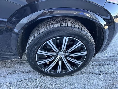 Certified 2023 Volvo XC90 B5 Plus image 13
