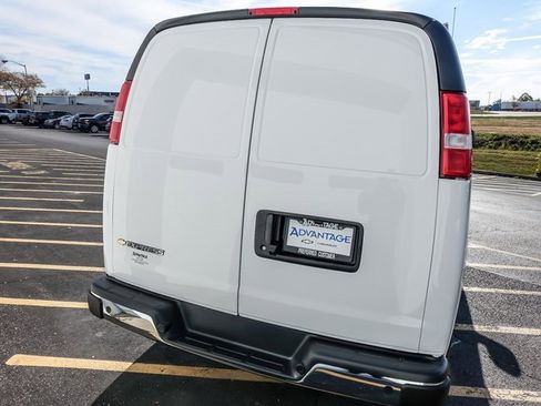 New 2025 Chevrolet Express 2500 w/ Driver Convenience Package image 7