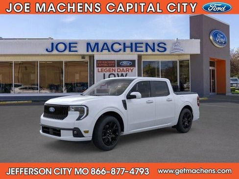 New 2026 Ford Maverick Lobo image 3