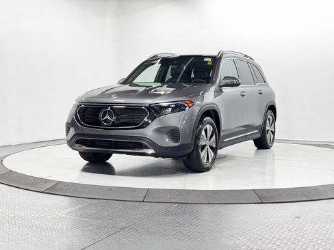 Certified 2023 Mercedes-Benz EQB 300 4MATIC w/ Pinnacle Package image 3