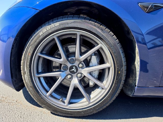 Used 2021 Tesla Model 3 Long Range AWD/4WD image 14