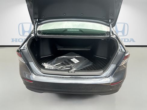 New 2026 Honda Accord LX image 21