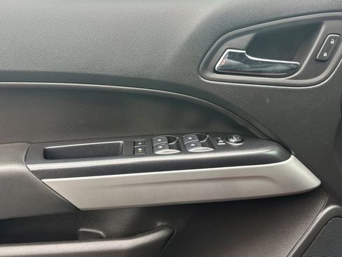 Used 2021 Chevrolet Colorado ZR2 image 11