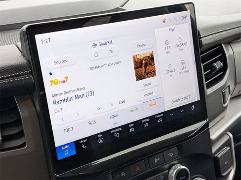 Used 2024 Ford Expedition Max XLT image 24