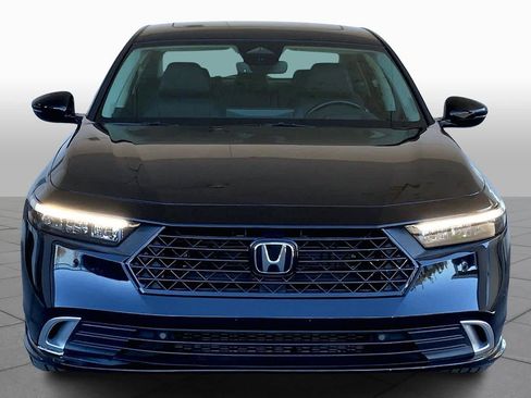 Used 2023 Honda Accord Touring image 4