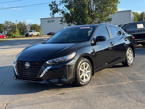 Certified 2024 Nissan Sentra S FWD image 7