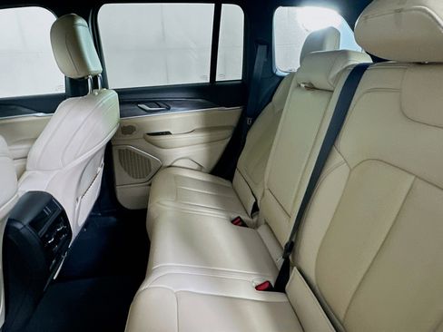 Used 2022 Jeep Grand Cherokee Limited 4xe image 28