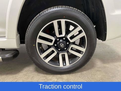 Used 2020 Toyota 4Runner Limited image 9