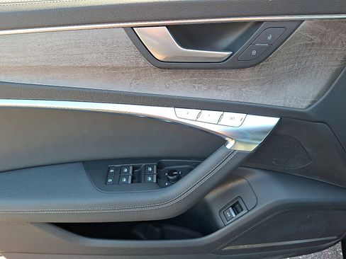 Used 2024 Audi A6 Premium Plus image 12