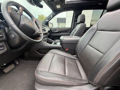 Used 2023 Chevrolet Tahoe High Country w/ Premium Package image 12