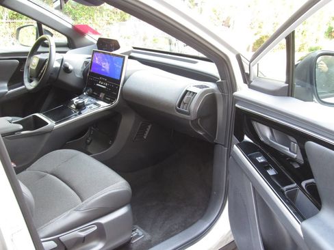 Certified 2024 Toyota bZ4X AWD w/ Weather Package image 19