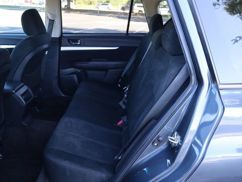 Used 2014 Subaru Outback 2.5i Premium AWD/4WD image 20