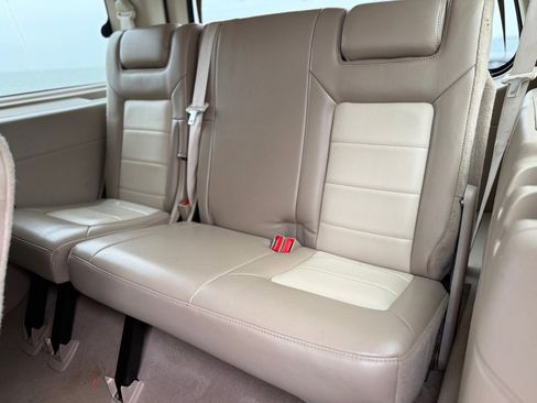 Used 2005 Ford Expedition Eddie Bauer RWD image 18