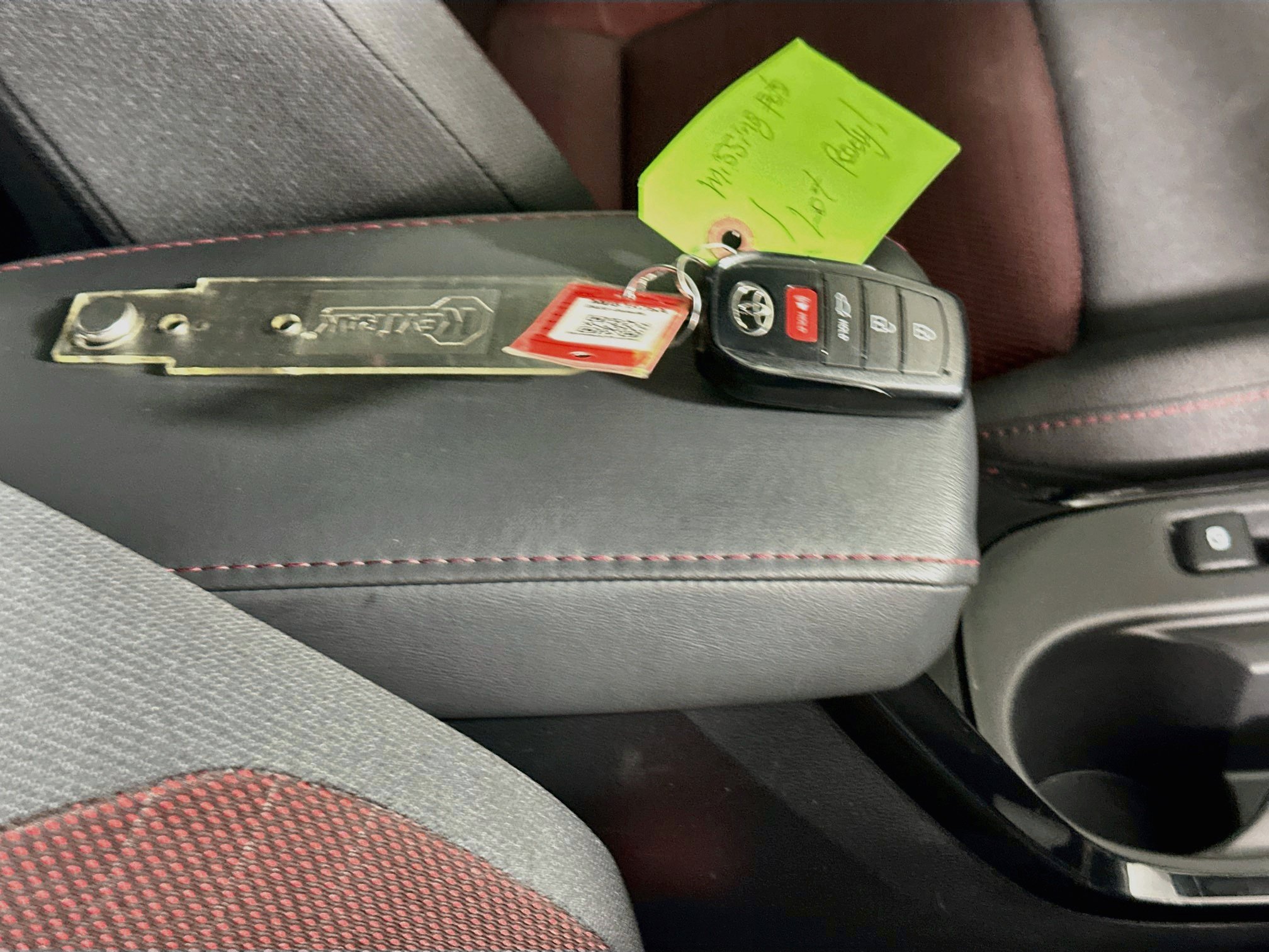 Used 2023 Toyota Corolla SE FWD image 33