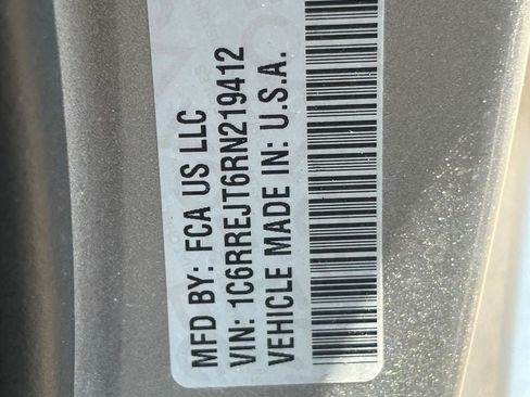 Certified 2024 RAM 1500 Laramie RWD image 33