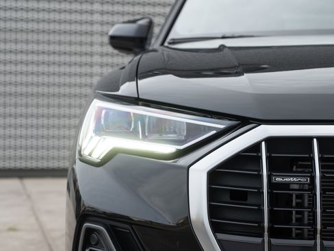 Certified 2025 Audi Q3 2.0T Premium w/ Convenience Package image 33