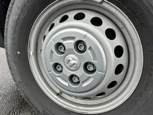 New 2024 RAM ProMaster 2500 w/ Safety Group image 28