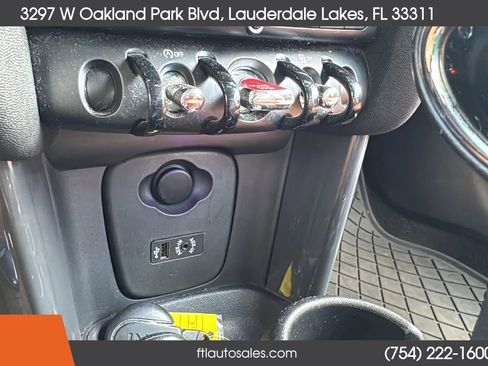 Used 2017 MINI Cooper Convertible FWD image 54