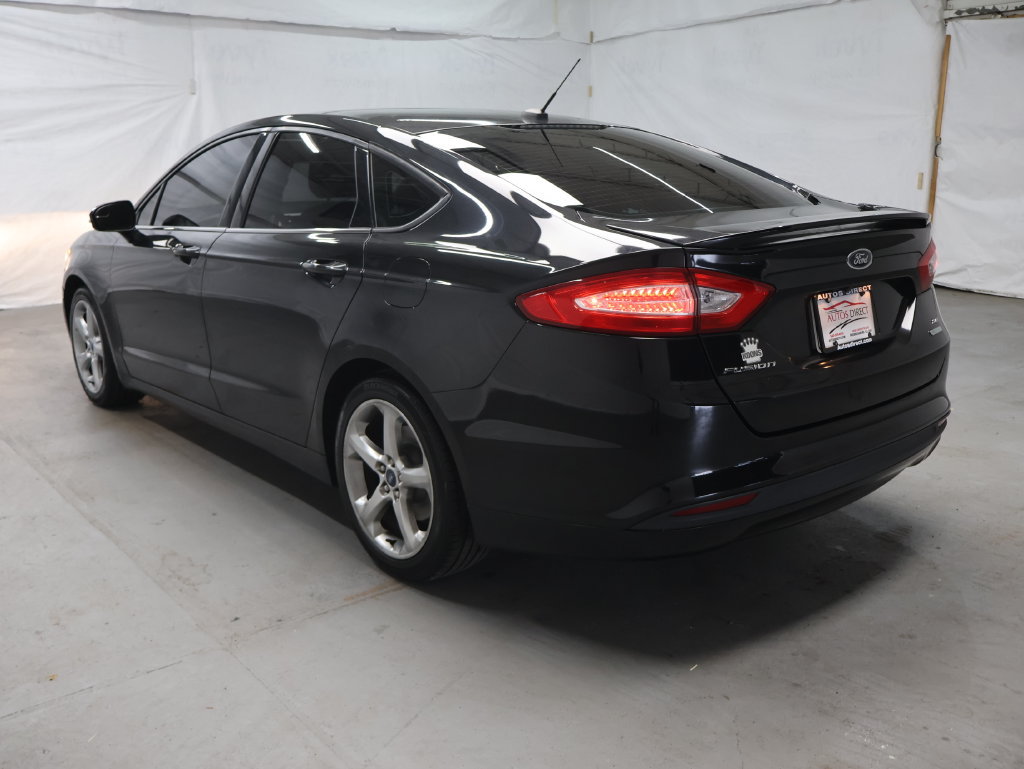 Used 2013 Ford Fusion SE FWD image 5