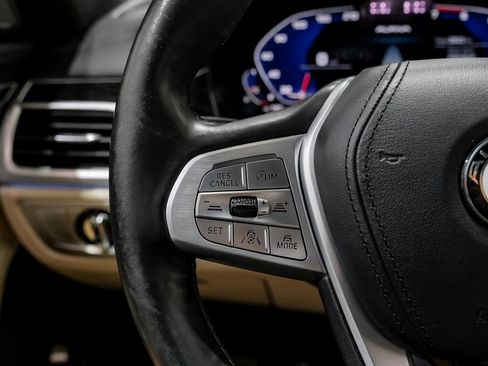 Used 2021 BMW ALPINA B7 xDrive image 16