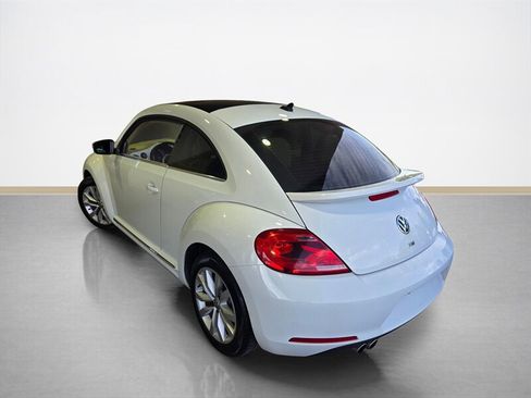 Used 2014 Volkswagen Beetle TDI image 6