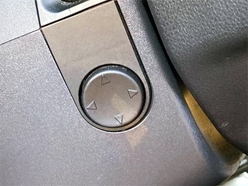 Used 2022 Ford F150 Platinum w/ Equipment Group 701A High image 34