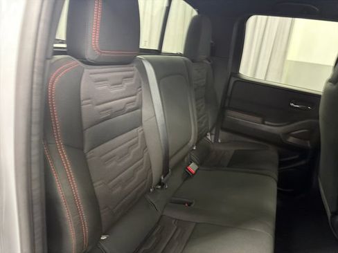 Used 2024 Nissan Frontier PRO-4X w/ Technology Package AWD/4WD image 13