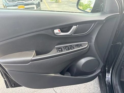 Used 2023 Hyundai Kona SEL w/ Convenience Package AWD/4WD image 16