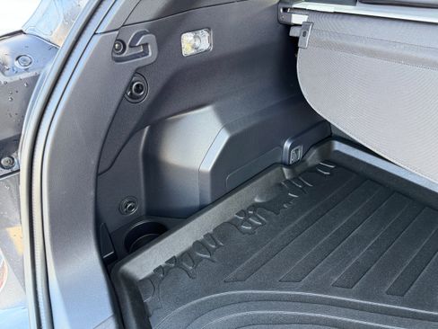 Used 2024 Subaru Crosstrek 2.5i Limited w/ Crosstrek Mirror Package image 15