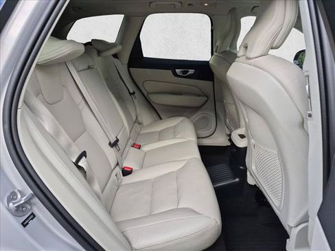 Used 2024 Volvo XC60 T8 Plus w/ Protection Package Premier AWD/4WD image 20