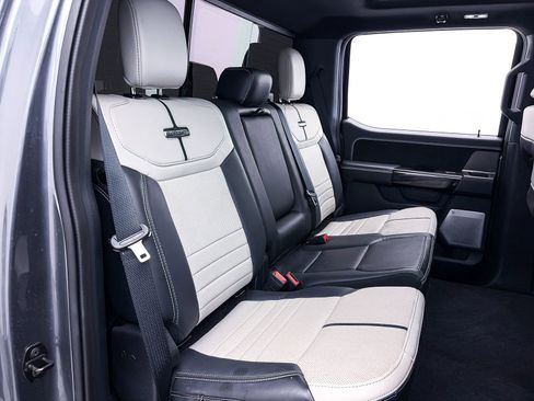 Used 2023 Ford F150 Lightning Platinum AWD/4WD image 41