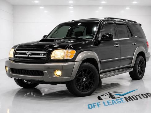 Used 2004 Toyota Sequoia SR5 AWD/4WD image 1