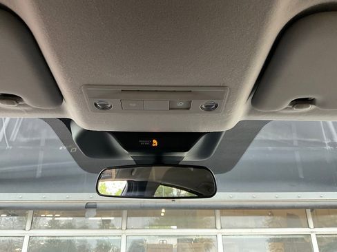 Used 2025 Nissan Kicks SV image 14