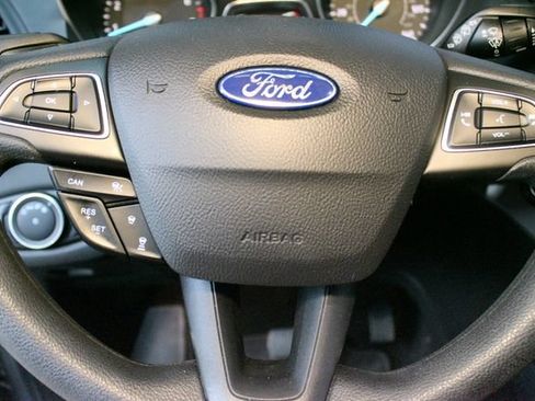 Used 2019 Ford Escape SE w/ Ford Safe & Smart Package FWD image 20