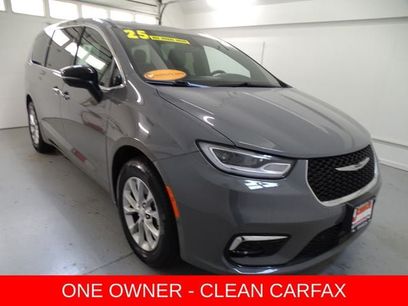 Certified 2025 Chrysler Pacifica Select