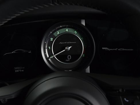 Used 2023 Porsche 911 Sport Classic RWD image 25