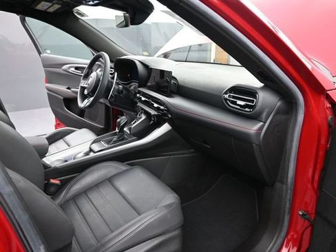 Used 2024 Dodge Hornet R/T Plus w/ R/T Blacktop Package AWD/4WD image 24