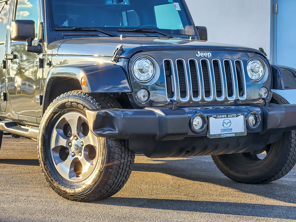 Used 2018 Jeep Wrangler Unlimited Sahara AWD/4WD image 2