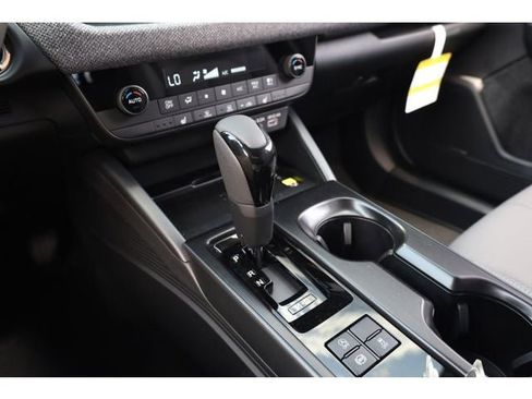 New 2026 Subaru Outback Limited AWD/4WD image 40