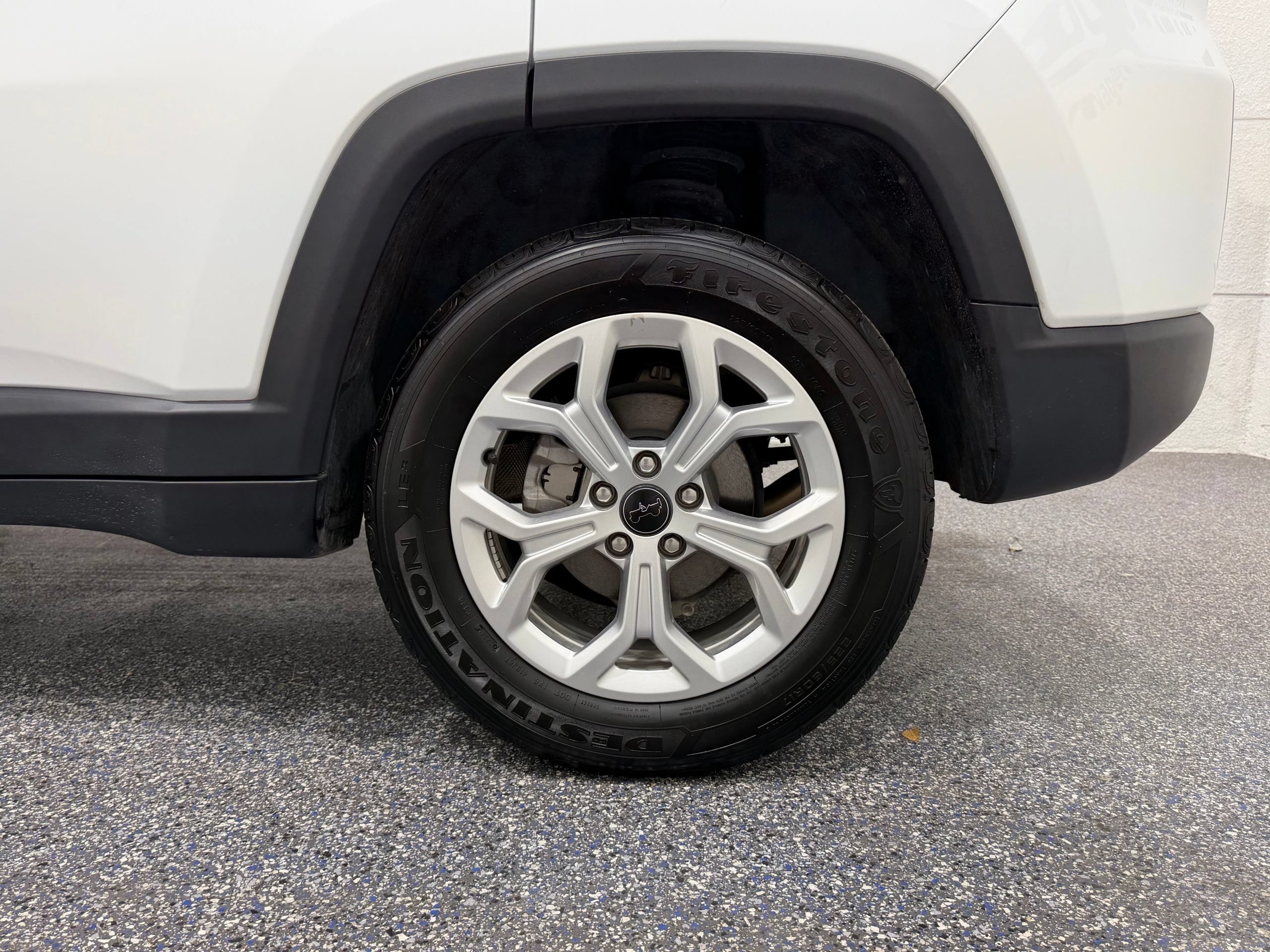 Used 2025 Jeep Compass Sport AWD/4WD image 12