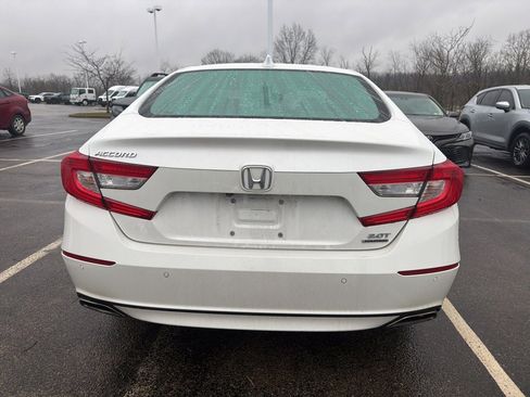 Used 2020 Honda Accord Touring image 4