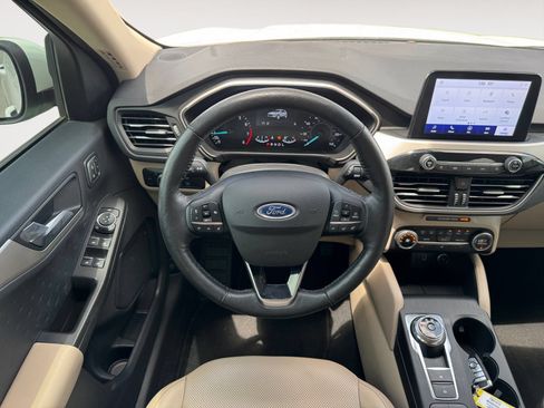 Used 2020 Ford Escape SEL FWD image 11