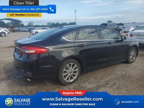 Used 2017 Ford Fusion SE w/ Fusion SE Technology Package image 3